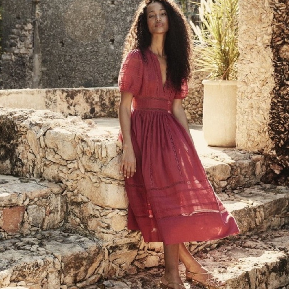 Doen Violet Lace Midi Dress